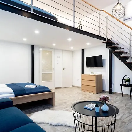 Welcoming Modern Apartment In The Center Budapest Exterior photo