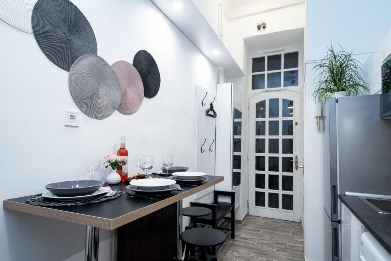 Apartamento Welcoming Modern In The Center Budapest